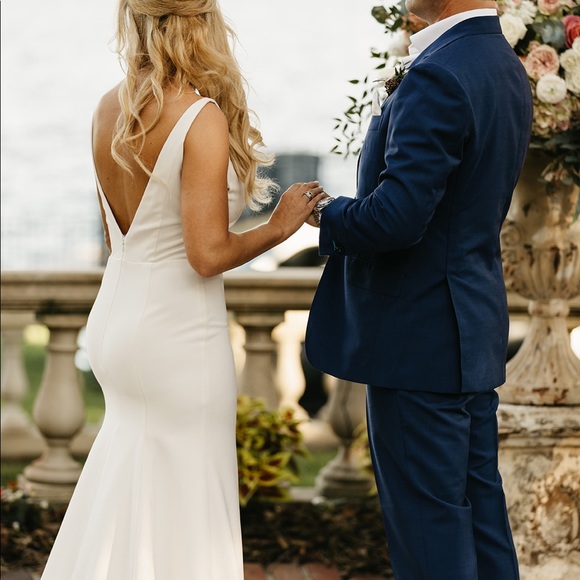 Sarah Seven Belmont Wedding Dress - Picture 5 of 9